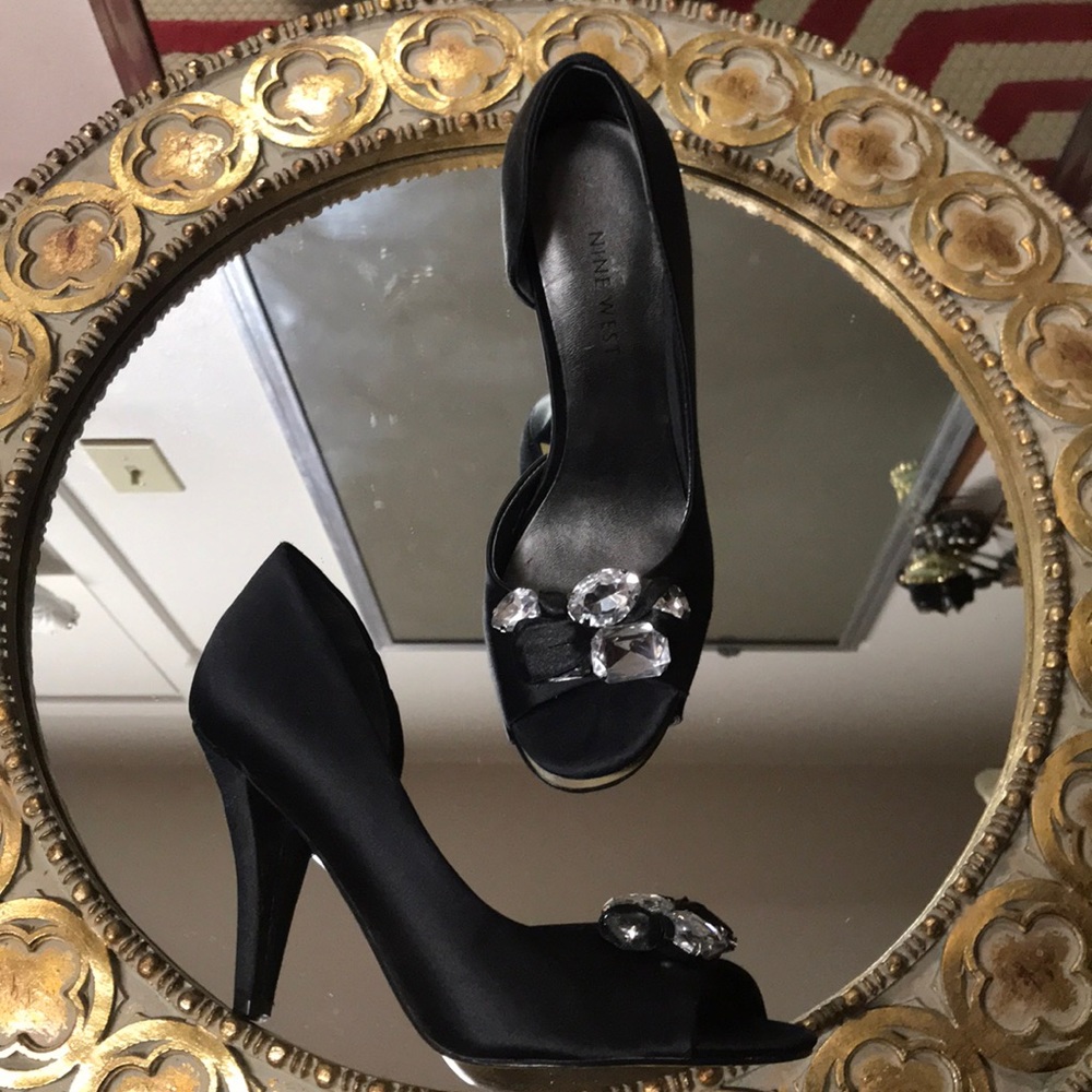 Cute black heels